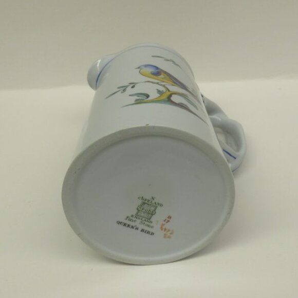 Spode China England QUEEN'S BIRD 5 1/2 Inch High 16 Ounce Milk Jug or Pitcher - Picture 4 of 5